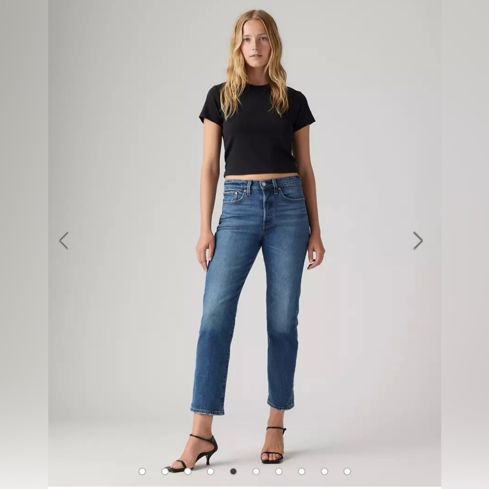 Levi’s high waisted, cropped, blue jeans